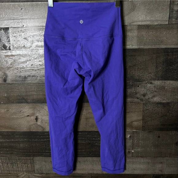 SOLD Lululemon Align High Rise Crop 6 - Picture 4 of 6